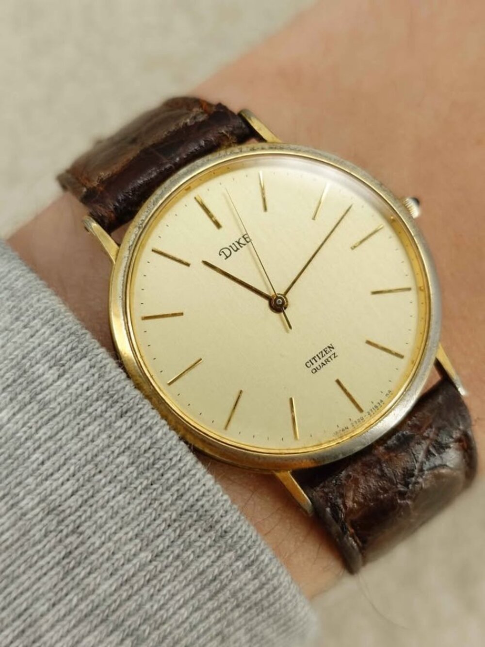 Citizen Duke Quartz Men's Dress Watch Gold Dial Vintage JDM 32mm New Battery